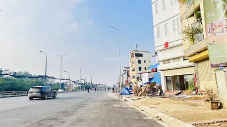Bán 160m2 đất phú diễn, ngõ ô tô, mặt tiền 8m, sát công viên công nghệ cao fpt, 5 tỷ thương lượng