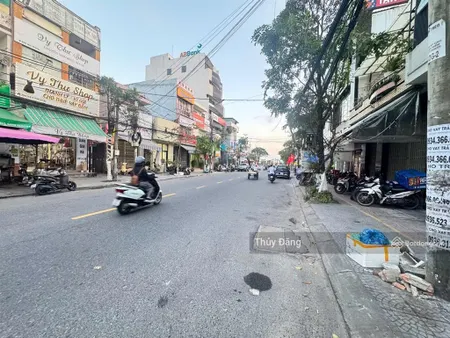 Cần bán lô đất đường 7m5 bùi vịnh 100m2 hoà thọ đông cẩm lệ