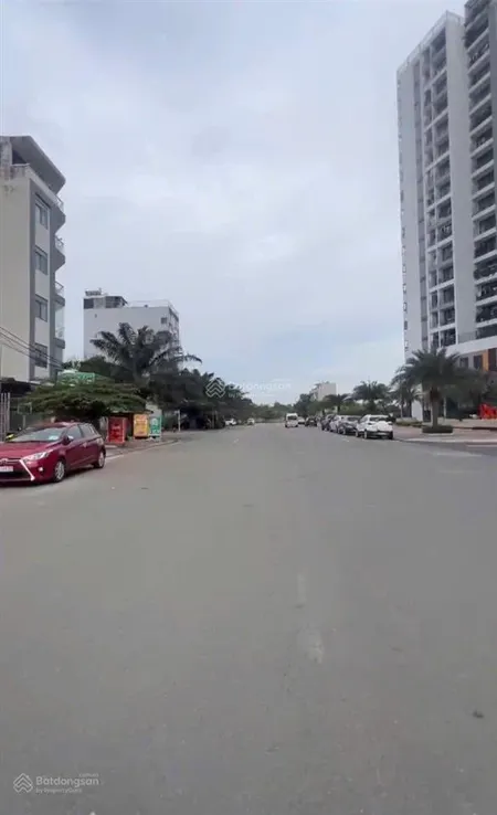 Cần bán nhanh 120m2 ngang 5,5m ngay cổng vào khu chung cư ricca đường gò cát giá tốt