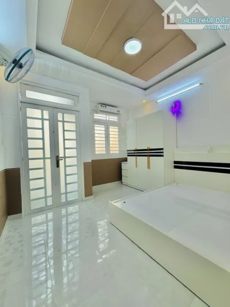 Nhà đường Cửu Long 4x20m trệt 2 lầu cho thuê 22 triệu/tháng