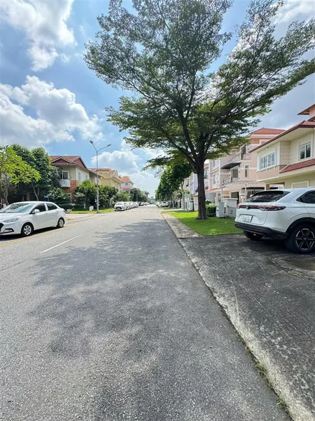 Bán căn nhà villa đẹp tại biệt thự the oasis kdc việt sing phường an phú tp hcm. 0909 901 ***
