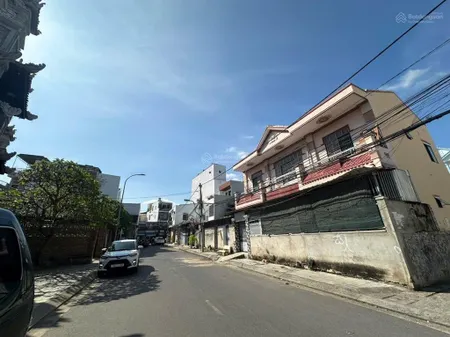 Nhà mặt tiền đường phú đức cách biển 800m căn góc ngang 11m, 95,2m2 chỉ 7 tỷ 850tr