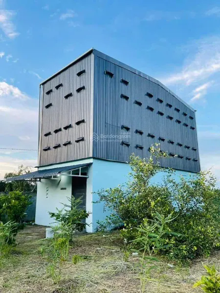 Bán đất ngay mặt tiền tuyến tránh, rạch giá, thổ cư 550m2, chỉ 28.7 tỷ thương lượng