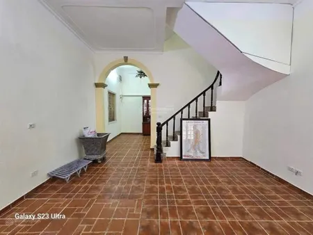 Chính chủ bán nhà dân xây phố vĩnh phúc tt quận ba đình lô góc 2 mặt thoáng dt 55,4m2 nhỉnh 9tỷ