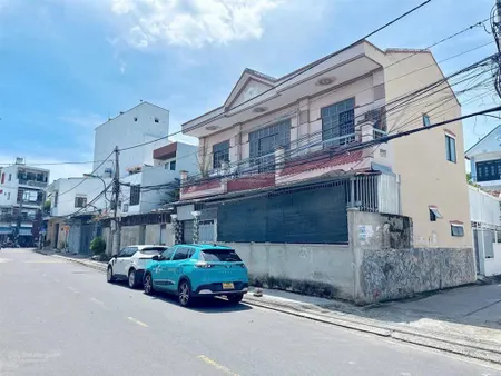 Căn nhà 2 tầng mặt tiền đường phú đức rộng 10m p. bắc nha trang, cách biển chỉ 800m