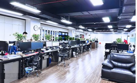 550m2 cắt nhỏ 150m2, 200m2, 300m2 cho thuê giá 230k/m2/th có sẵn nội thất tại Viwaseen Tower Tố Hữu