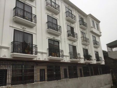 Chính chủ cần cho thuê nhà 4 tầng, 35m2, thôn Yên Lũng, cách ĐL Thăng Long 400m