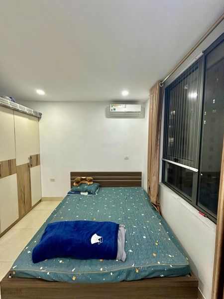 Cho thuê căn hộ 2PN tại Nguyễn Huy Tưởng giá 13tr đủ đồ