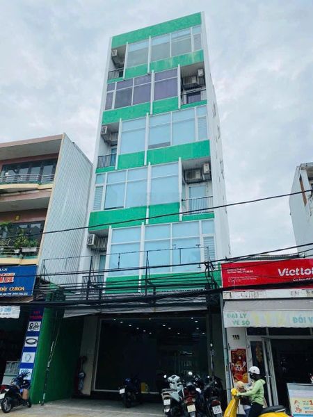 Cho thuê các sản phẩm mặt tiền núi thành , 5 tầng , thang máy , pccc và sân vườn , gọi văn phú