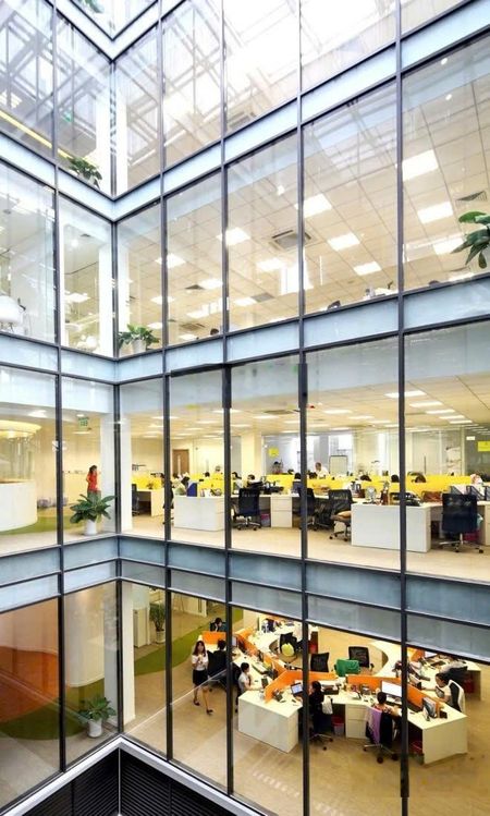 Cho thuê nhà mặt phố Huỳnh Thúc Kháng, 372 triệu, 4600 m2, giá cực chất