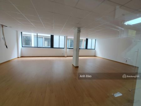 Gấp! Cho thuê Tòa nhà mặt tiền Hoàng Văn Thụ Phú Nhuận Gần Ngã tư Phú Nhuận