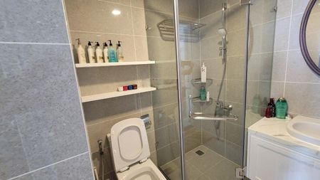 Cho thuê căn hộ Terra Royal, 2PN, 2WC, 72m2, không nội thất, giá 20 triệu/th, 0908435880