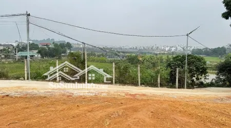 Cho Thuê 4000m2 đất, Nhà Kho Tại Lương Sơn Hoà Bình, Ngay Sát Hà Nội. Giá Siêu Hợp Lý 40tr/tháng,