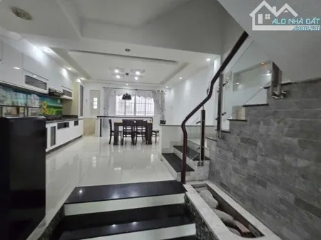 Nhà 1 hầm Trệt 3 Lầu 5x18m 4 Phòng KDC Trung Sơn Giá 28 Triệu