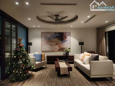 CHO THUÊ BIỆT THỰ SÂN VƯỜN SIÊU VIP NGỌC THỤY-LONG BIÊN-FULL NỘI THẤT