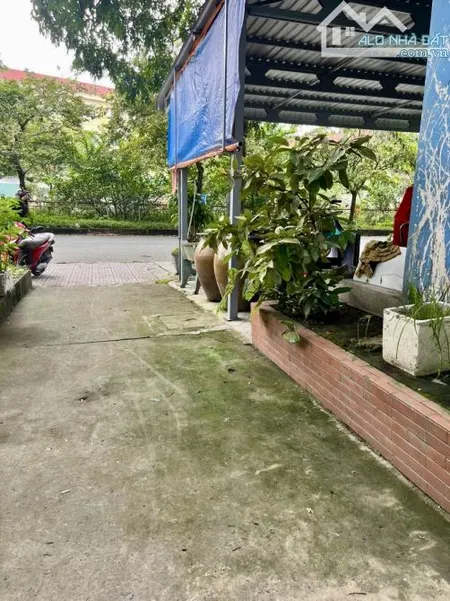 Tầng trệt khu dân cư vĩnh lộc B đường võ văn vân cho thuê 5tr/1tháng
