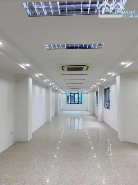 Cho thuê 90m2 sàn văn phòng phố Khâm Thiên- Quận Đống Đa
