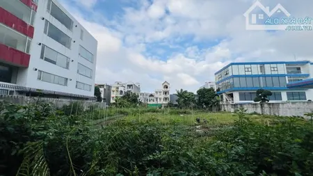 CHO THUÊ ĐẤT MẶT ĐƯỜNG LÊ HỒNG PHONG - ĐẤT 2 MẶT TIỀN RỘNG 1.643m2 - MẶT TIỀN 32,9m2