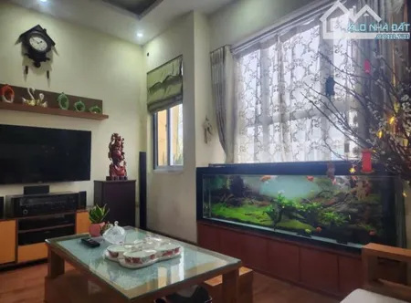 CHO THUÊ NHÀ PHỐ THẠCH BÀN LONG BIÊN 8 TRIỆU 36m 5 TẦNG MT 4m, Ô TÔ, KINH DOANH, FULL NT