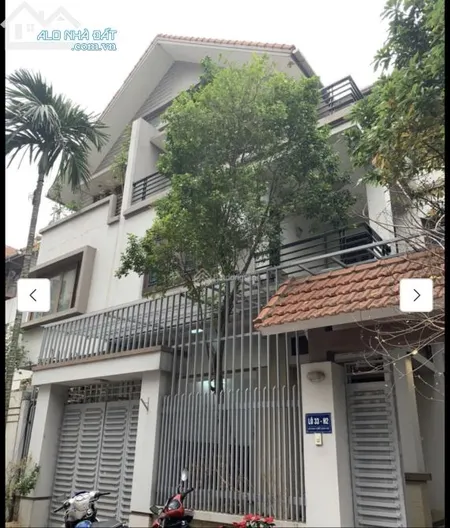 Cho thuê biệt thự Mễ trì thượng 140m2 5 tầng 1 hầm 5 phòng giá 40tr