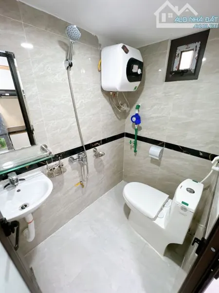 Cho Thuê CCMN Ngõ 205 Lương Thế Vinh – Thanh Xuân 30m2 Gác Xép Full Nội Thất , Thang Máy