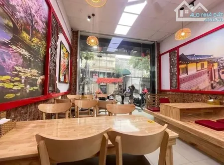Cho thuê Biệt thự Vinhomes Riveside Long Biên, Hà Nội. Biệt thự nằm trên phố Nguyễn Lam
