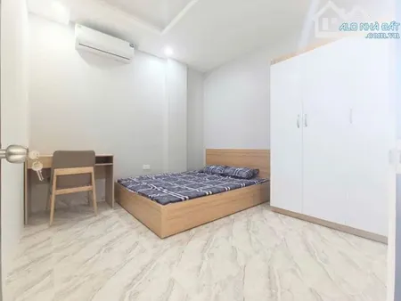 Cho Thuê CCMN 20 Thái Thịnh Đống Đa 40m2 2N1K Cửa Sổ Ban Công Thang Máy Ngõ Ba Gác Full Đồ