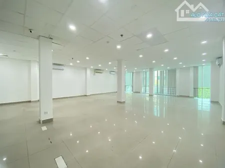 Cho Thuê Văn Phòng Đường Nguyễn Trung Trực, Bình Thạnh. DT 150m2 - 33 triệu/ tháng