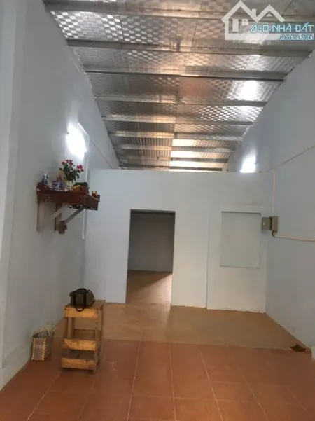 CHO THUÊ! Kho Phố Âu Cơ, Nhật Tân, Tây Hồ 70m2, 7 tr/ th, Ô tô Tải Tránh
