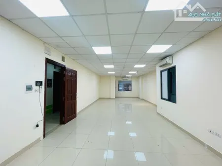 CHO THUÊ PHÒNG P301 TÒA SỐ 15 NGÕ 259 YÊN HÒA CẦU GIẤY
