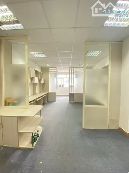 VP 40M2-140M2, HOÀNG DIỆU - NGUYỄN TẤT THÀNH, QUẬN 4, BAN CÔNG, TRẦN CAO