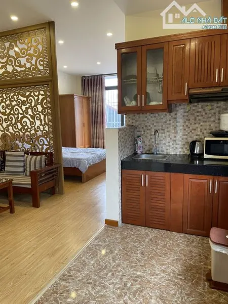 Căn hộ djch vụ Kim Mã 50m2 1 ngủ 1 khách có ban công thoáng miễn phí internet giá 6tr5