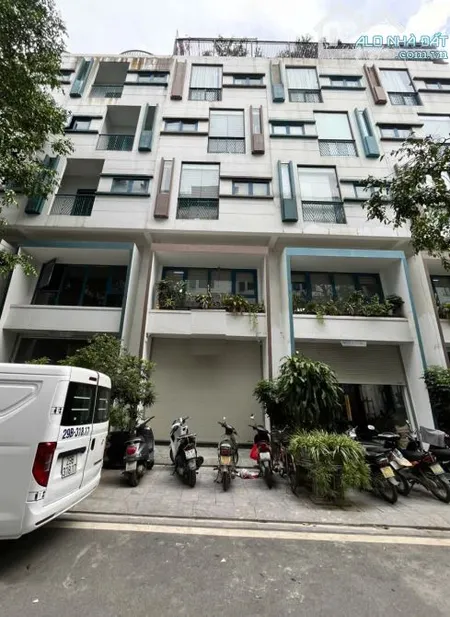 Cho thuê nhà KĐT Galaxy Vạn Phúc - Tố Hữu. DT 90m2, 6 tầng, thang máy, full điều hòa,