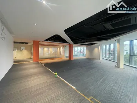 Cho thuê Văn phòng Nguyễn chí thanh, 280m2 chỉ 45tr/tháng