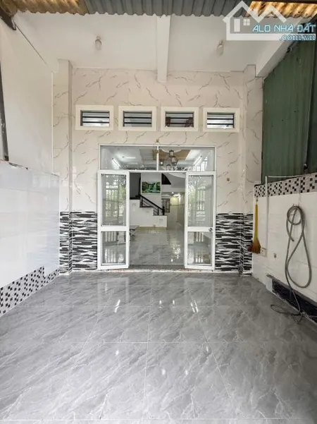Cho thuê nhà đường số 30 khu dân cư công ty 8