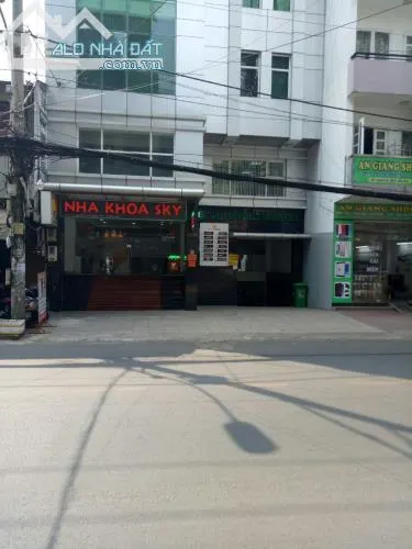 Văn phòng cho thuê 75m - 150m đường Hoàng Văn Thụ ,Quận Tân Bình ( Ngay triển lãm TB )