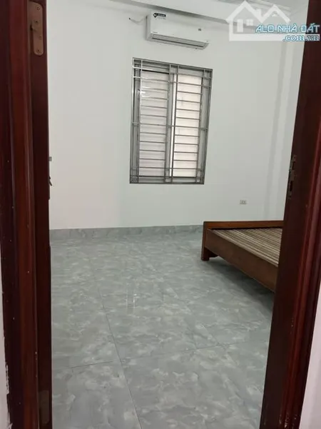 Cho thuê nhà trọ, căn hộ 2,5 triệu/ phòng tại Ngọc Hồi, gần trường THPT Việt Nam Ba Lan