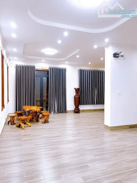 🏡 Cho thuê villa 1T1L – Võ Nguyên Giáp, P.12 – 246m² – 25 triệu/tháng – Villa nhà vườn