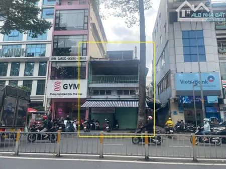 Cho Thuê GÓC 2MT 8x22m đường Nguyễn Tri Phương quận 10