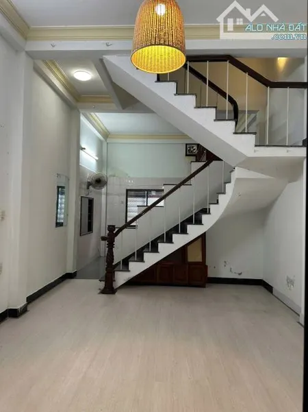 Cho thuê nhà kiệt Trần Quốc Toản, Hải Châu, Đà Nẵng - Diện tích 40m2