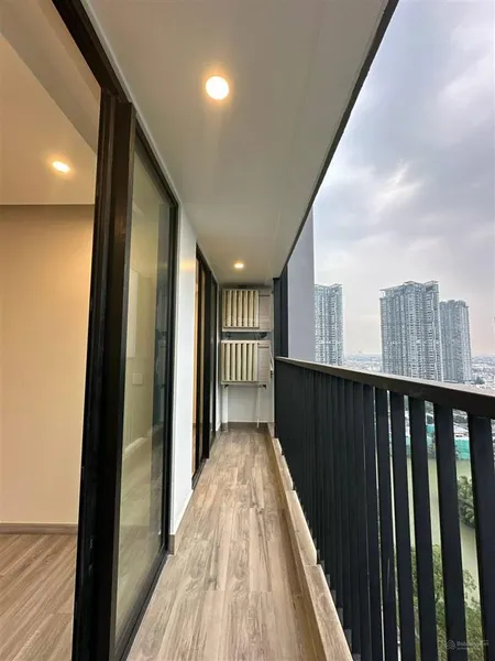 Bán căn 2 phòng ngủ 74m2 sky forest tầng 16, giá 6.15 tỷ bao phí giá tốt nhất thị trường