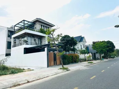 Cặp đất đẹp đường 7m5 sát sông hàn ( dtđ 166m, ngang 9m )