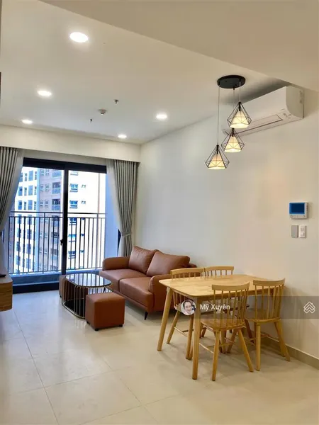 Bán ch full nội thất 2pn tầng trungview hồ bơi giá rẻ