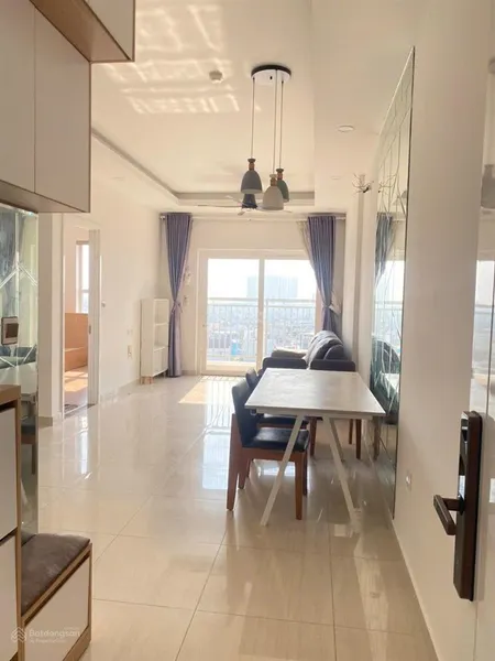 Bán nhanh căn góc 2pn 2wc 2 bancol tặng nội thất ngân hàng hỗ trợ vay moonlight boulevard bình tân