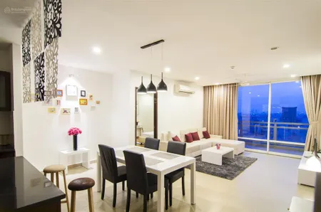 Bán gấp căn hộ thuận việt, q. 11, 95m2, 3pn, 5.4 tỷ, có sổ hồng