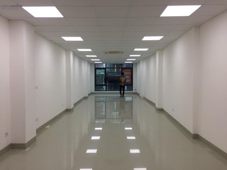 Cho thuê văn phòng phố Lê Trọng Tấn, Thanh Xuân, Hà Nội DTSD 115m2 giá 12,5tr/tháng