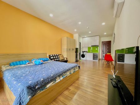 Căn hộ ban công, full NT, thang máy đường 3/2, Quận 10