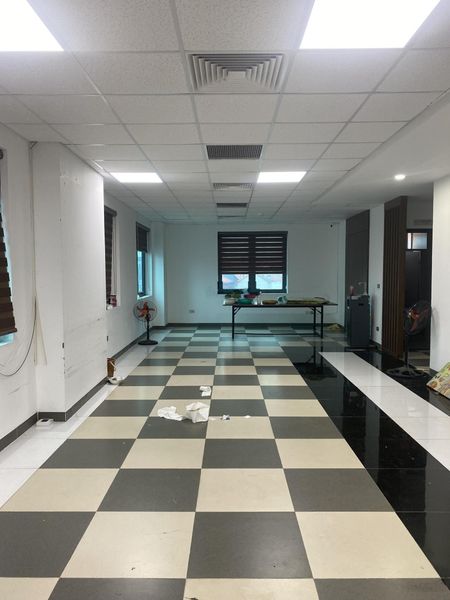 Cho thuê văn phòng tòa nhà Lạc Hồng khu Ngoại Giao Đoàn 60m2 100m2 150m2, 1200m2 giá 110nghìn/m2