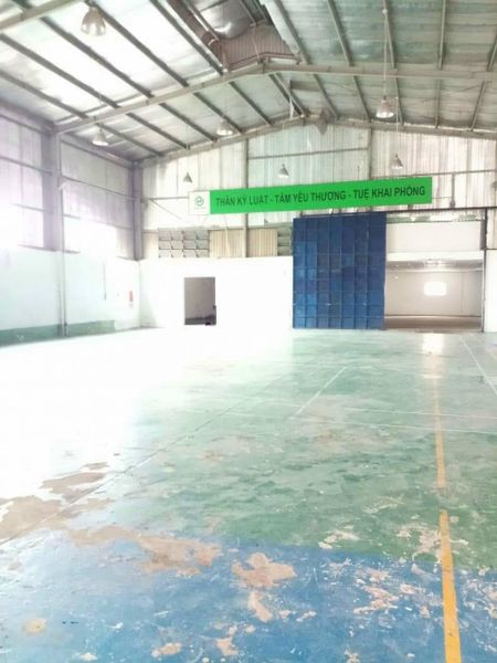 Cho thuê kho xưởng DT 800m2+ có thêm sân 100m2 -đường Lê Văn Quới, Tải Lớn - Container 40f vào