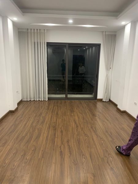 Cho thuê 5 căn nhà nguyên căn quanh Nguyễn Cơ Thạch - Lê Đức Thọ, ô tô đỗ cửa